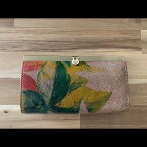 Gorgeous Wallet By Patricia Nash